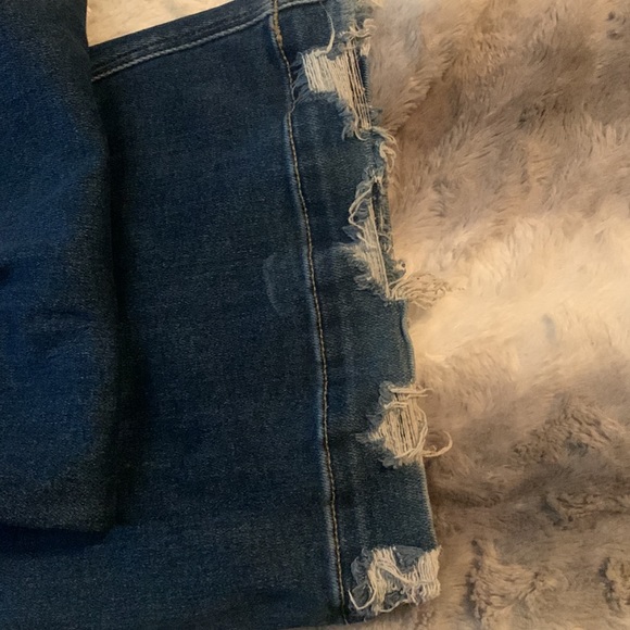 KanCan jeans 31/31 used like new condition. Worn maybe 5 times - Picture 5 of 14